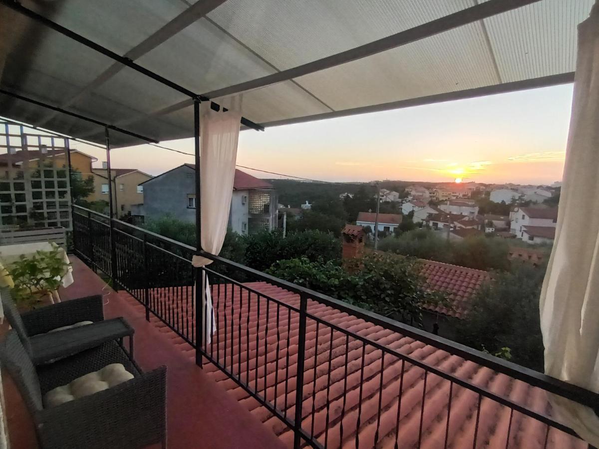 Sunset View Apartamento Vinkuran Exterior foto